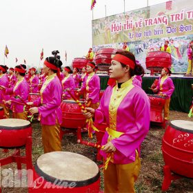 Cửa hàng bán trống hội