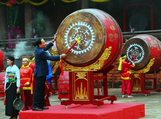 Đánh trống khai hội - Lễ Hội Lam Kinh - Trống Thanh Minh số 1 về chất lượng.